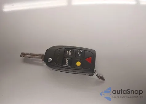 2005 Volvo S60 2.5T Awd z USA, uszkodzony, nr VIN YV1RH592352459014